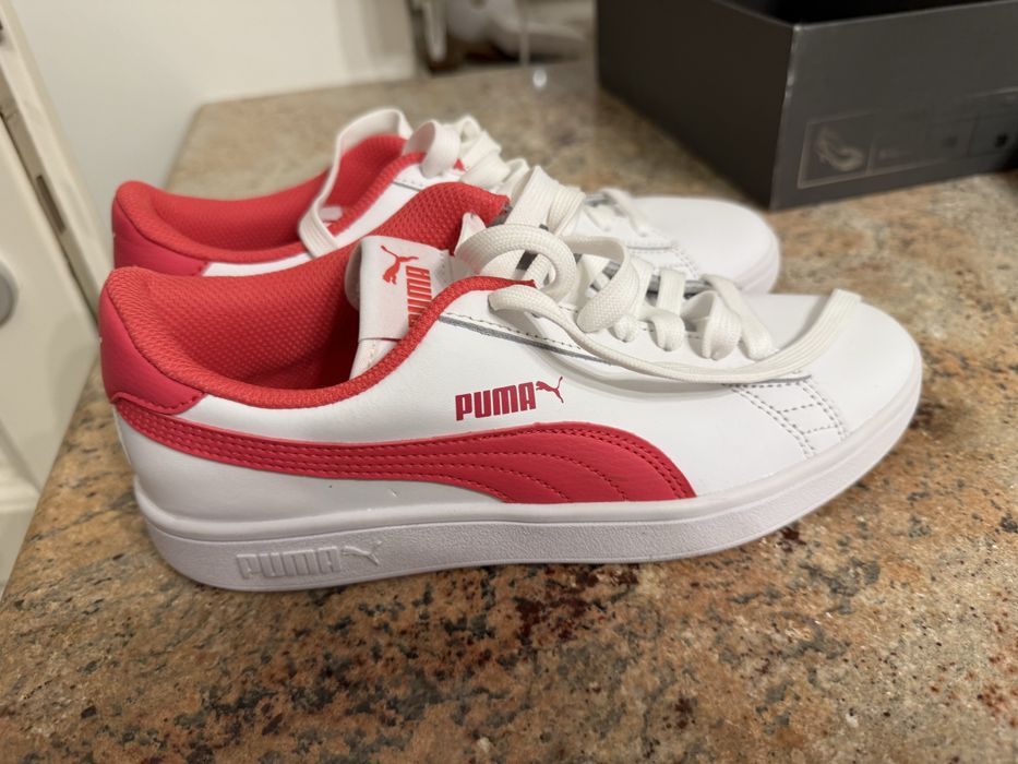 Adidasi puma NOI