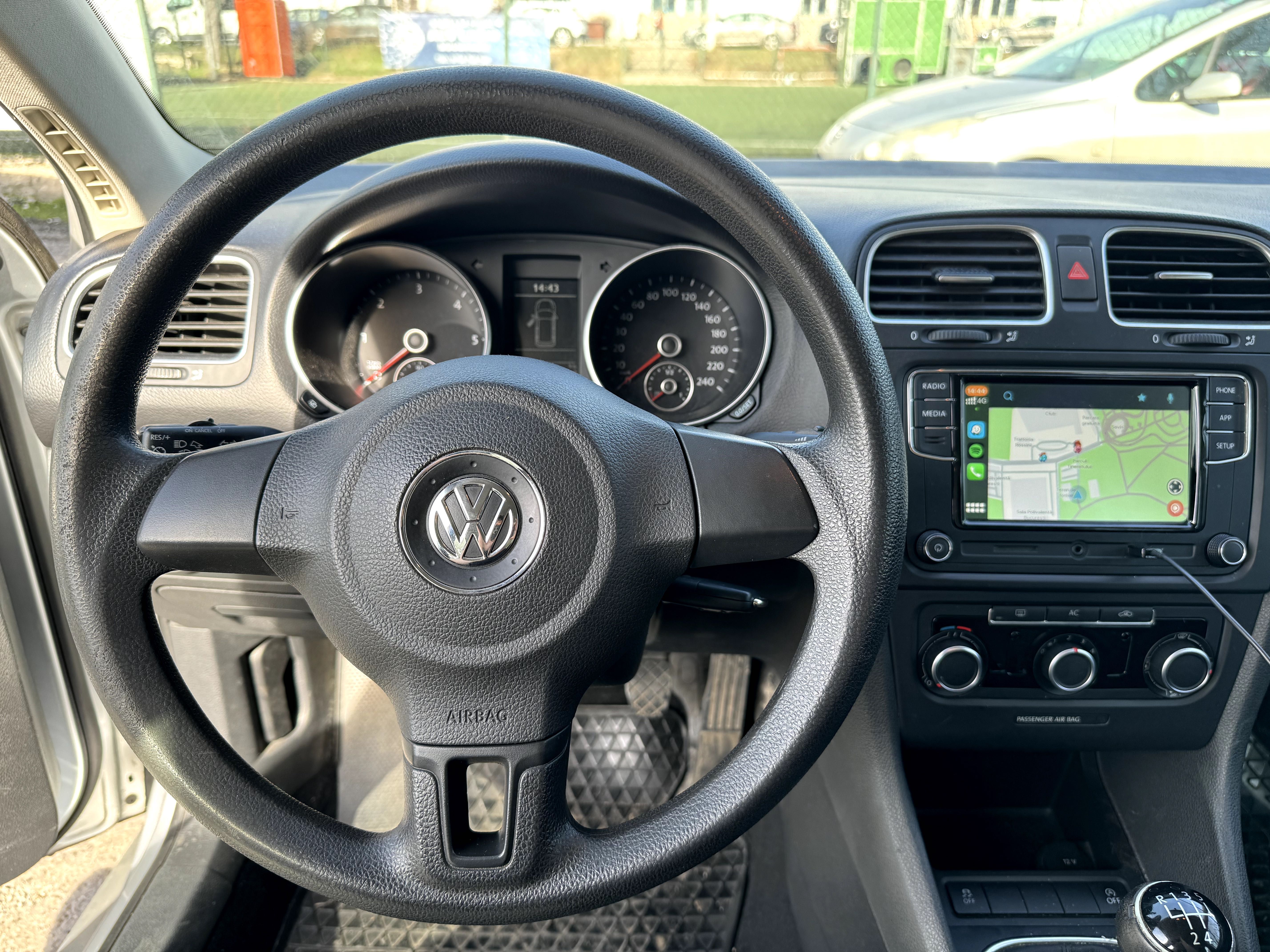 VW Golf 6 Break Variant 1.6 TDI 105 Bluemotion