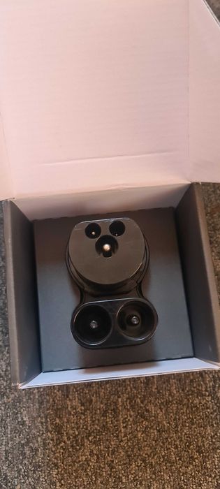 Adaptor tesla ccs2