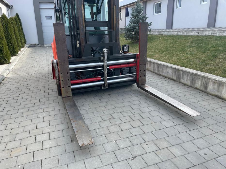 Motostivuitor diesel Linde de 8 tone Linde : H80D-03 an 2018