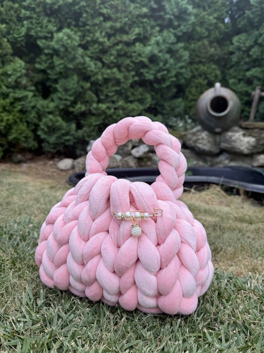 Ръчно плетени чанти от мек плюш