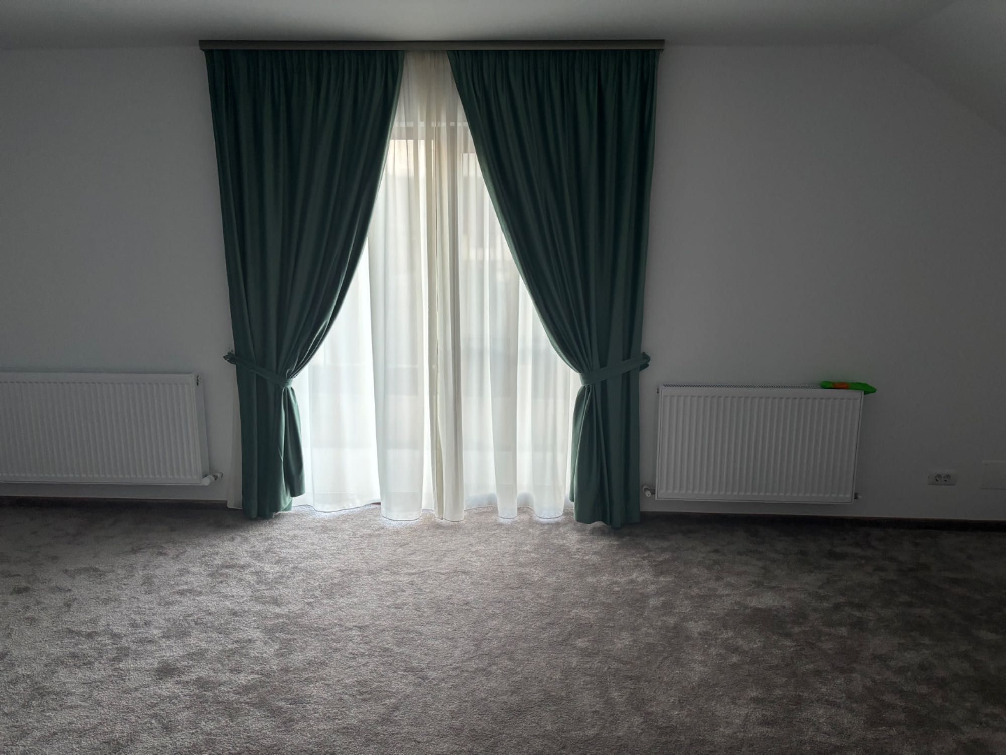Casa la Bujoreni cu toate utilitatile  - Olteni