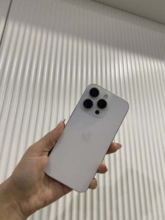 Продам айфон 16 про 512гб с гарантией