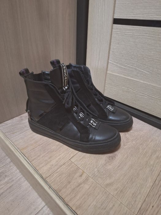 Ботинки женские демисезон р39