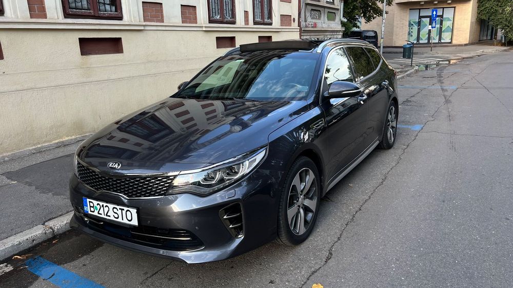 Kia Optima Kia Optima Gt Line Sportswagon full option