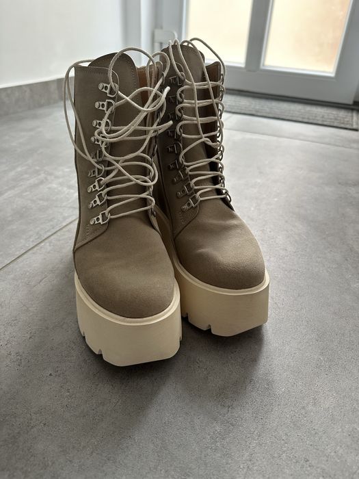 Bocanci Moja Rock it, noi