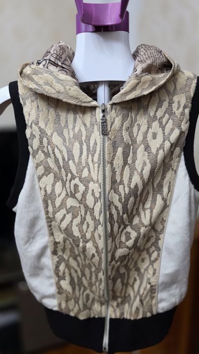 Женская одежда, в отличном состоянии