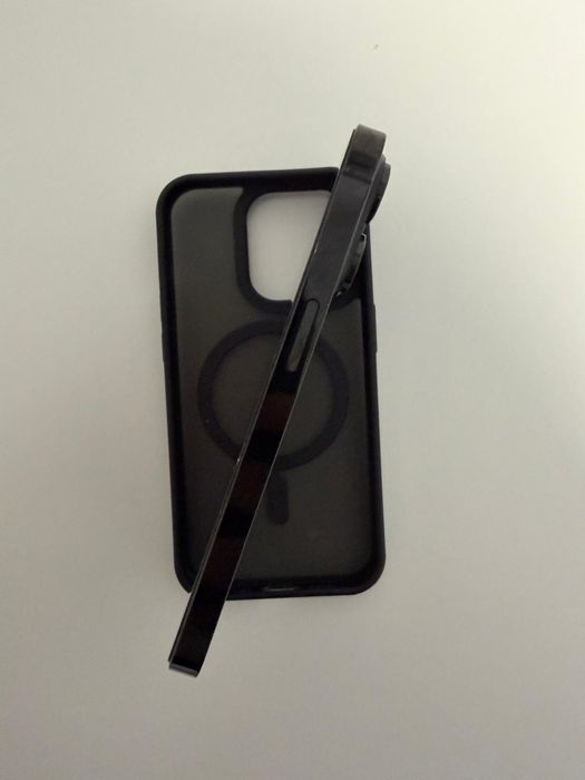 Vand Iphone 14 pro cu 1tb