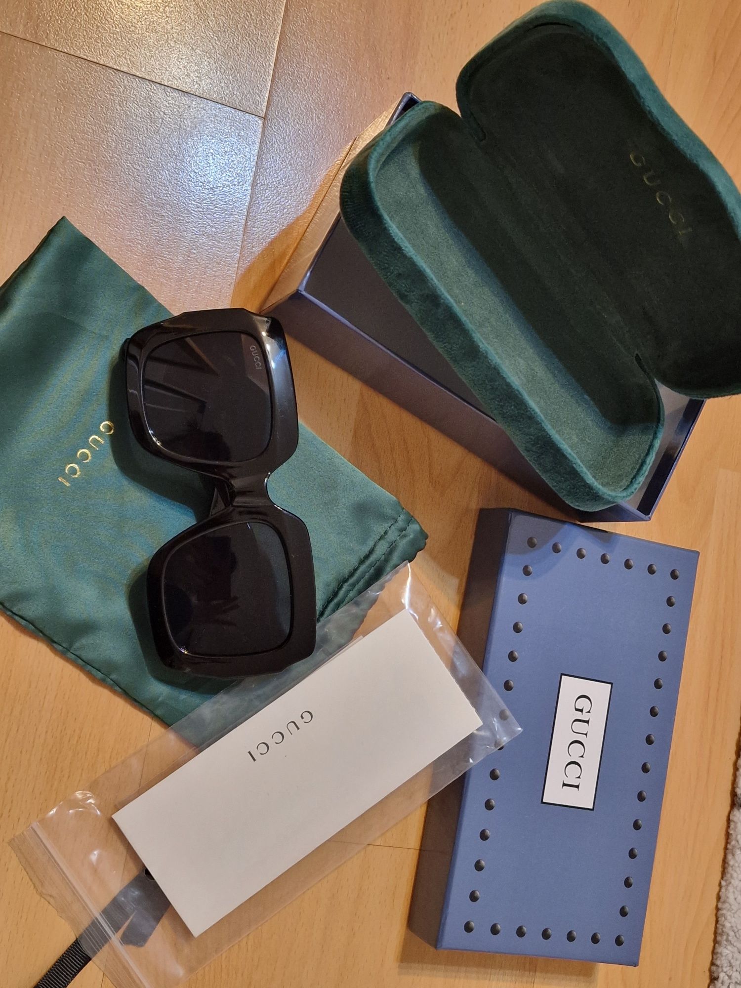 Promoție ochelari gucci preț redus 250 lei