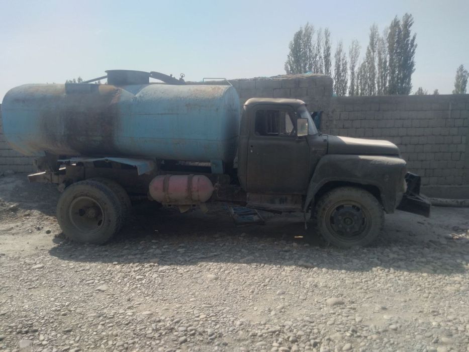 Gaz 52 sotiladi narxi 2 500 $