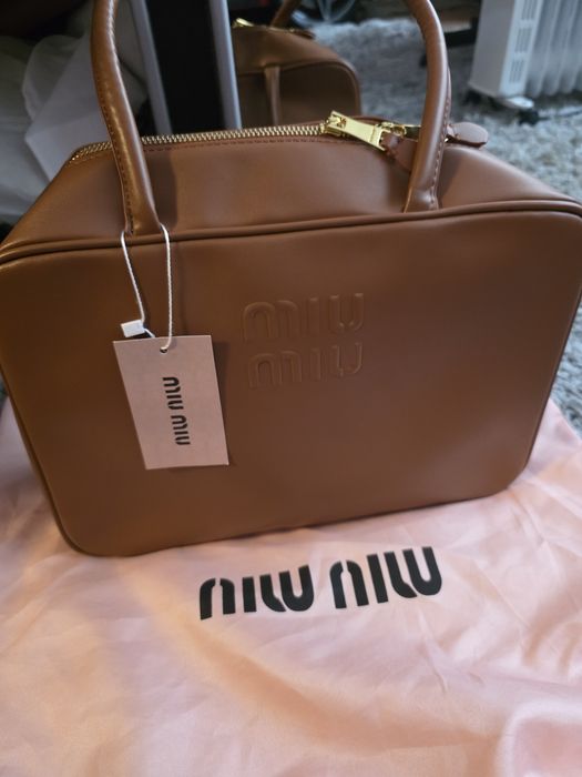 Чисто нова  чанта  маркова M..u M..u страхотна