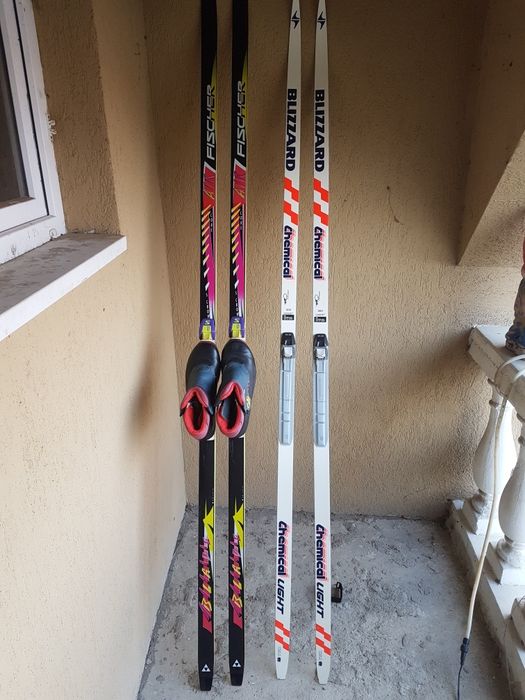 Clapari, ghete si schiuri schi ski Fond, crosa hochei