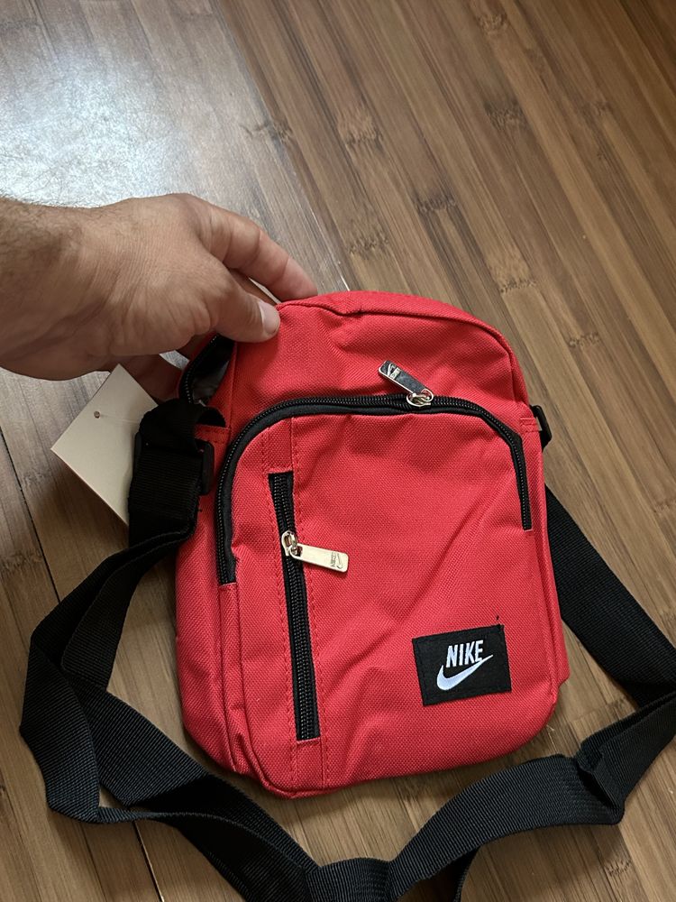 Спортна чанта Nike  Red
