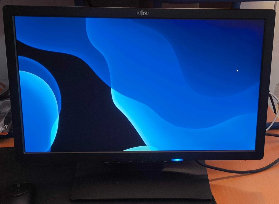 Fujitsu E22T-7 LED, 21.5" LED, 1920x1080 FHD