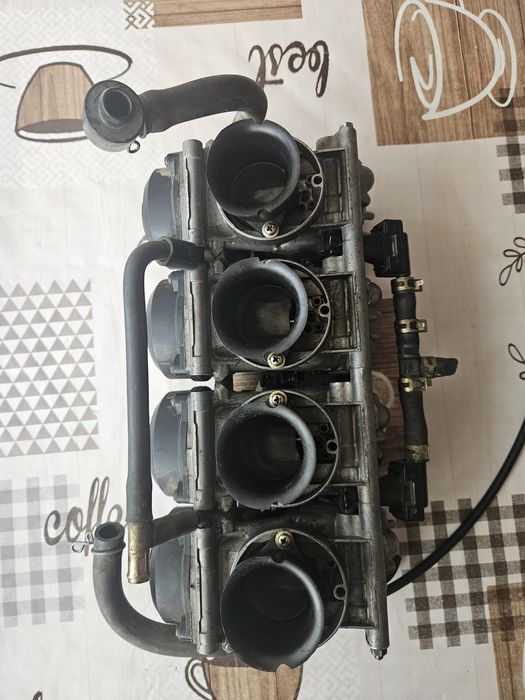 Карбуратори за Yamaha YZF R6 (1999-2002)