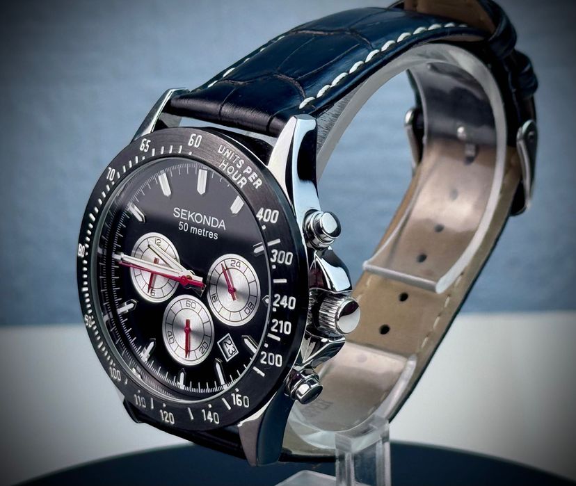 Продавам оригинален часовник Sekonda  – спортен, елегантен, стилен