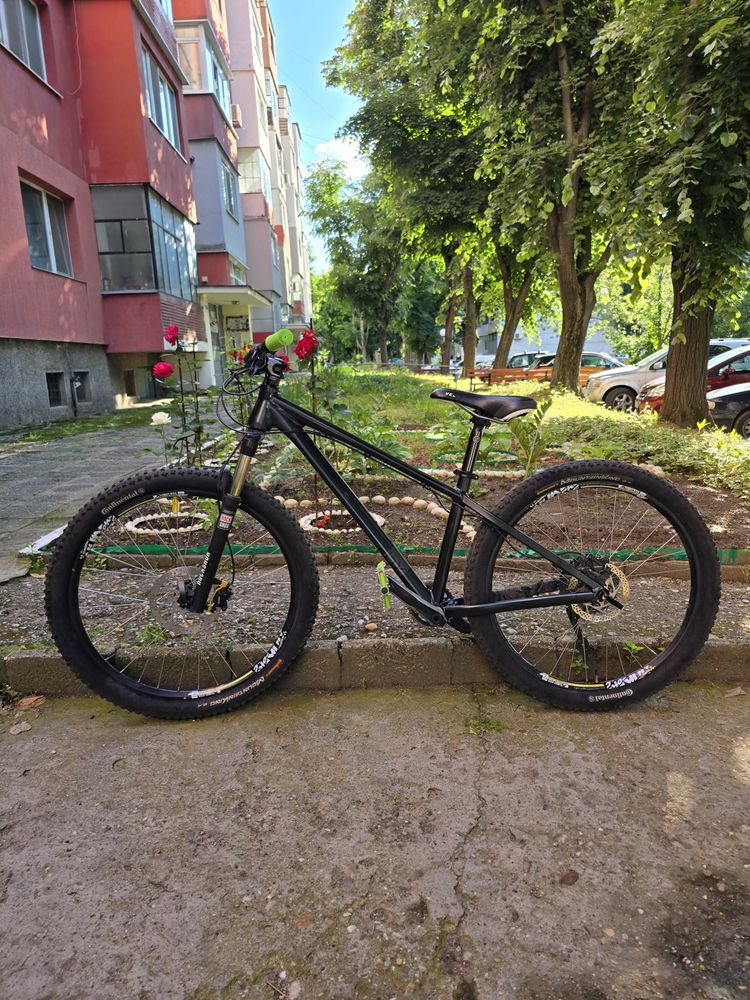 Колело за спускане Brand-X HT-01 (алуминиева)Custom части