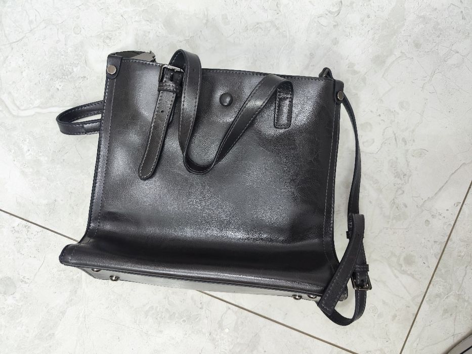 Женская сумка в отличном состояний