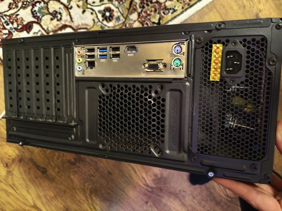 Продам срочно компьютер