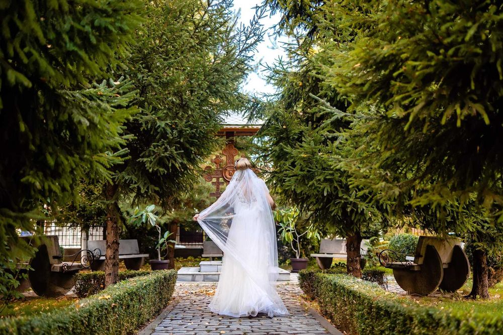 Vând rochie de mireasa Viraggo