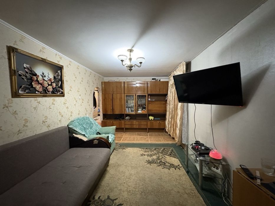 Продам 3-х комнатную в 9 мкр