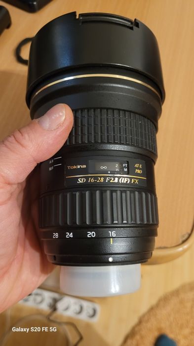 Tokina 16-28 mm f2.8 și sigma macro 105 mm f 2.8 montura Nikon
