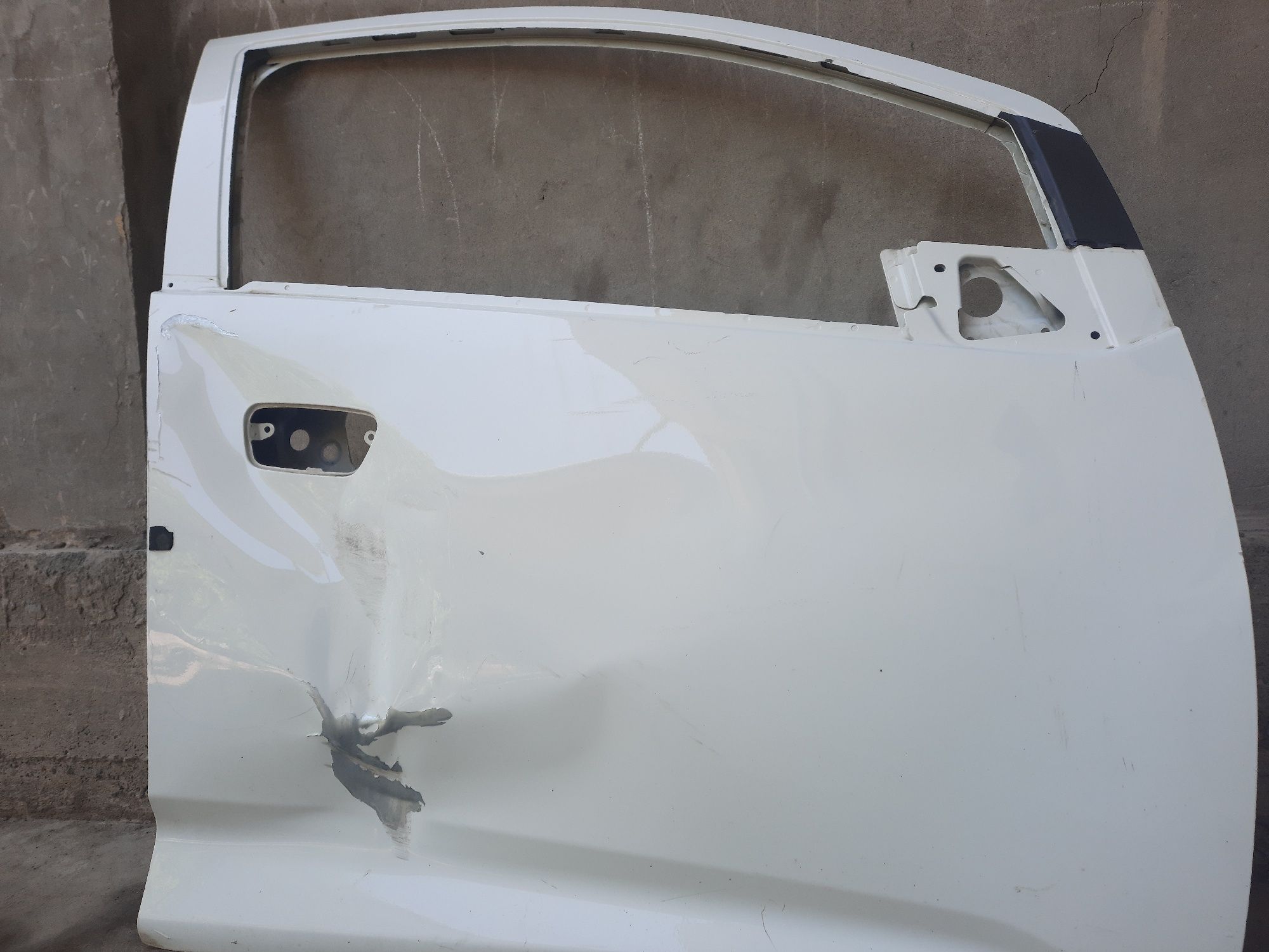 jentra matiz spark eshiklar sotiladi