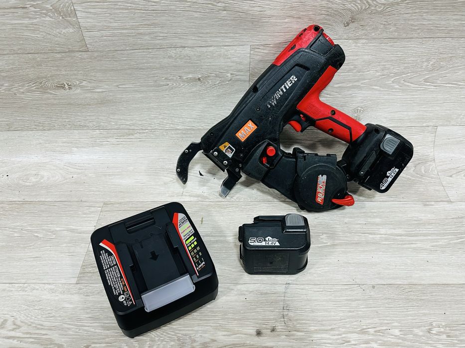 De inchiriat Max RB611T Twinter masina de legat fier sarma