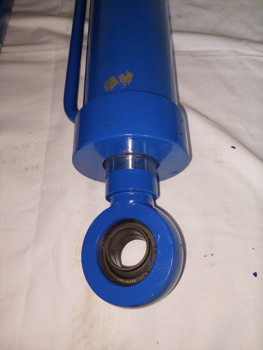 Cilindru hidraulic TAF, cupa incarcator