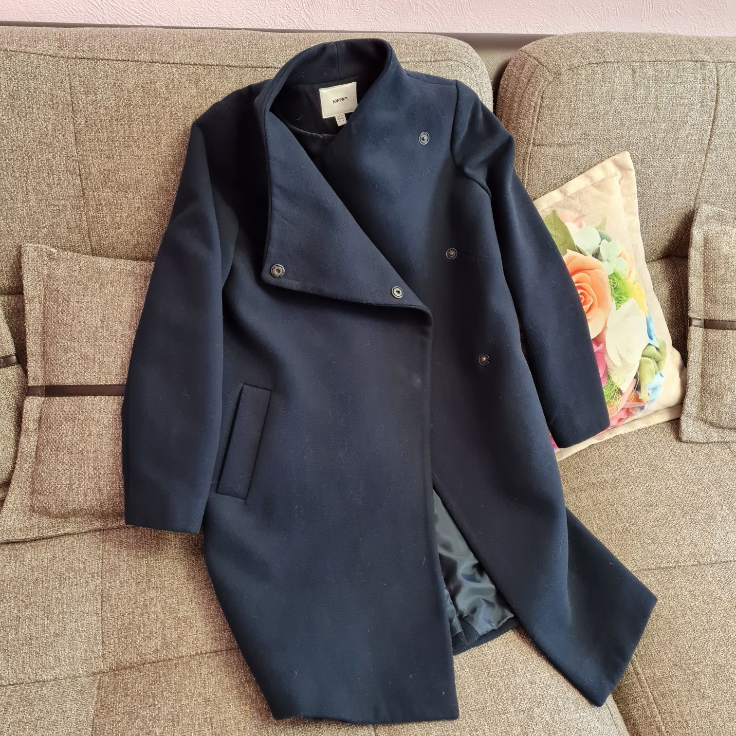 Женское пальто, куртка, пуховик, плащ, верхняя одежда