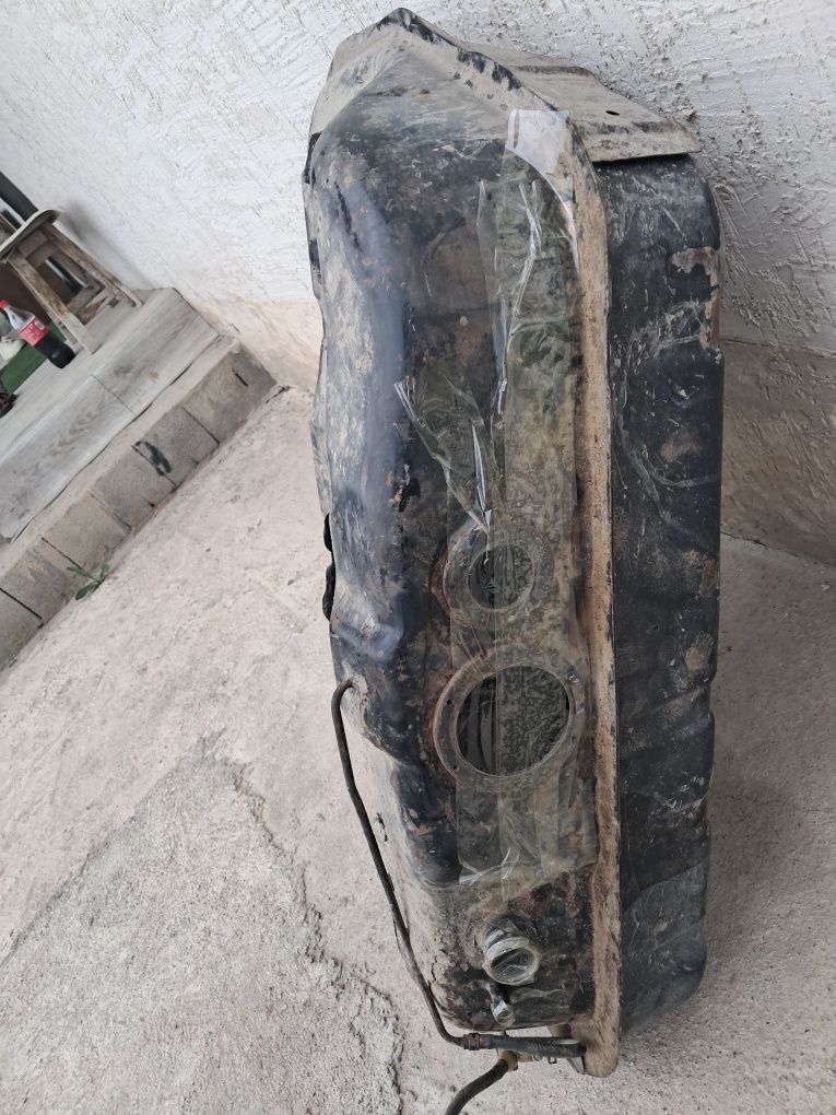 Митсубиси  галант бак