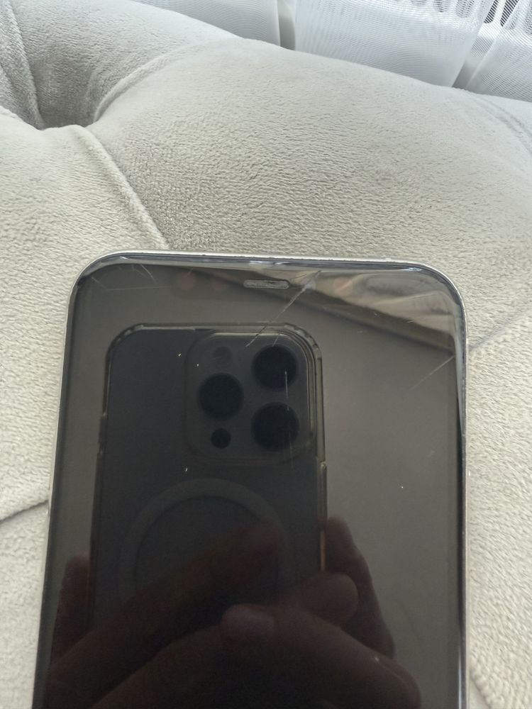 Iphone 11 pro 250 лв