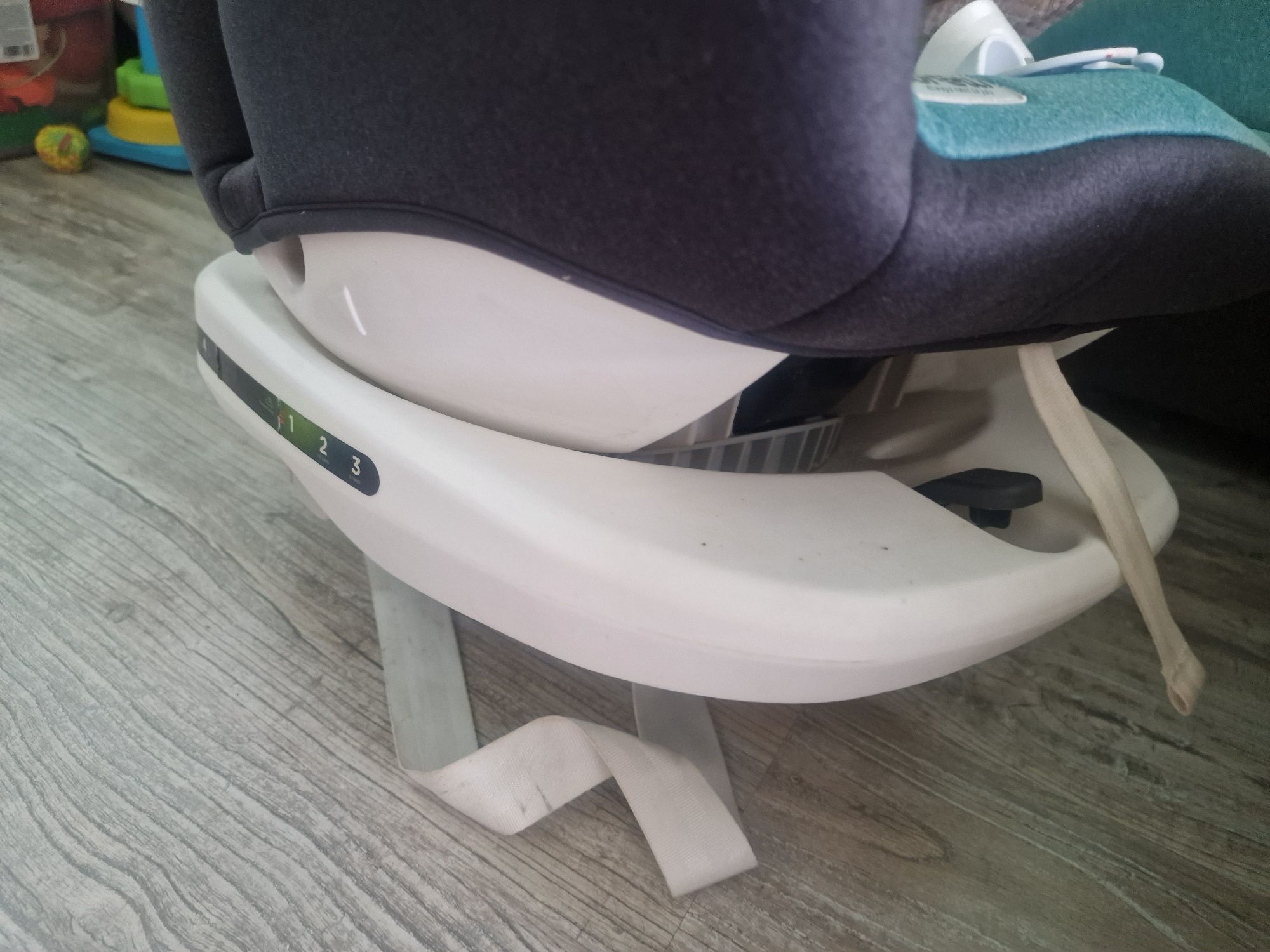 столче за кола въртящо Lorelli isofix