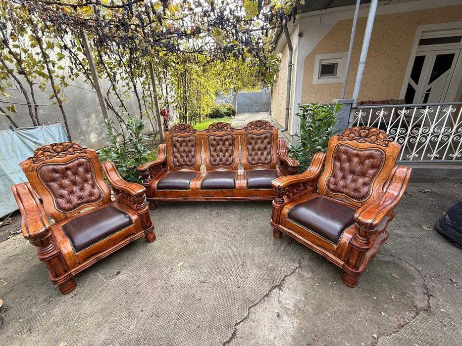 Set canapea cu fotolii