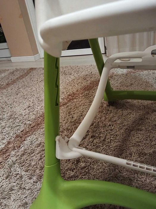 Scaun cu masa pt copii CAM