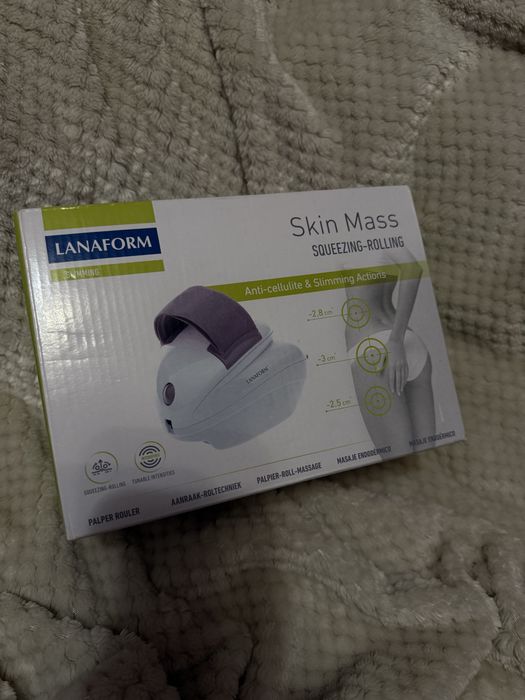 Aparat de masaj anticelulitic - Lanaform Skin Mass - NOU