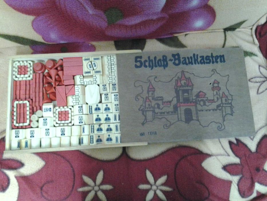 **Castel 150 piese cuburi lemn joc constructii copii +3 ani