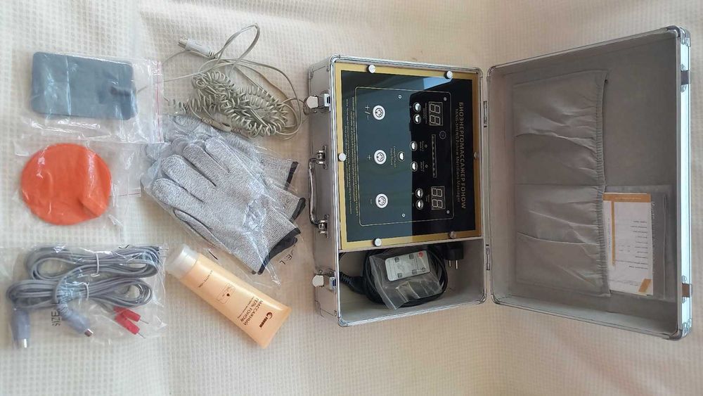 Биоенергомасажор FOHOW, с консумативи