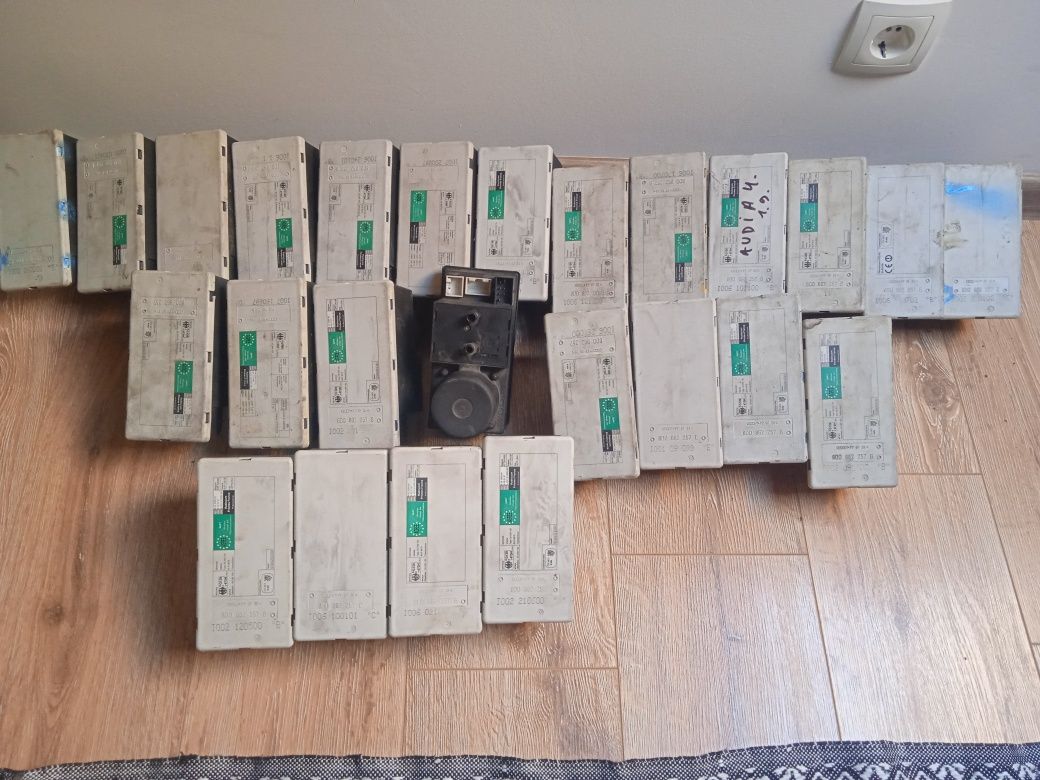Pompa vacuum,inchidere audi A4 b5 si audi A3 8L si A8