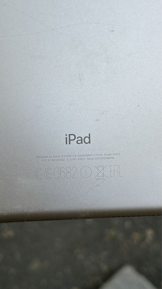 iPad 5th Gen 32GB A1822-Citeste Anuntul cu Atentie-Pret FIX