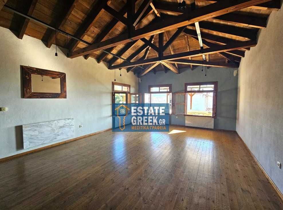 ПРОДАВА се самостоятелна къща 190 кв.м. в Zygos, Кавала (код 8140)