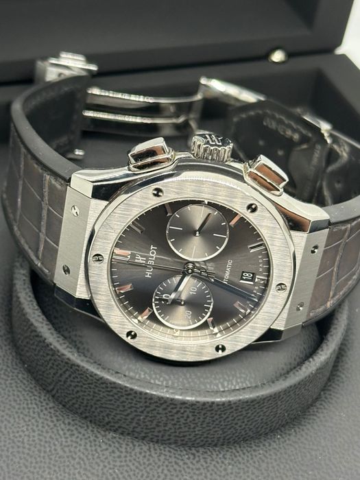 Продам Hublot Classic Fusion Chronograph Titanium 42mm