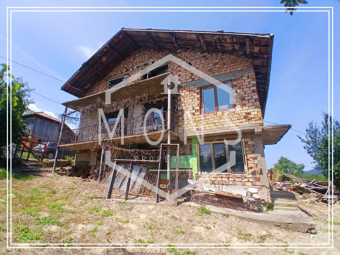 Къща в Ловеч, област-гр.Априлци площ 184 цена 73000
