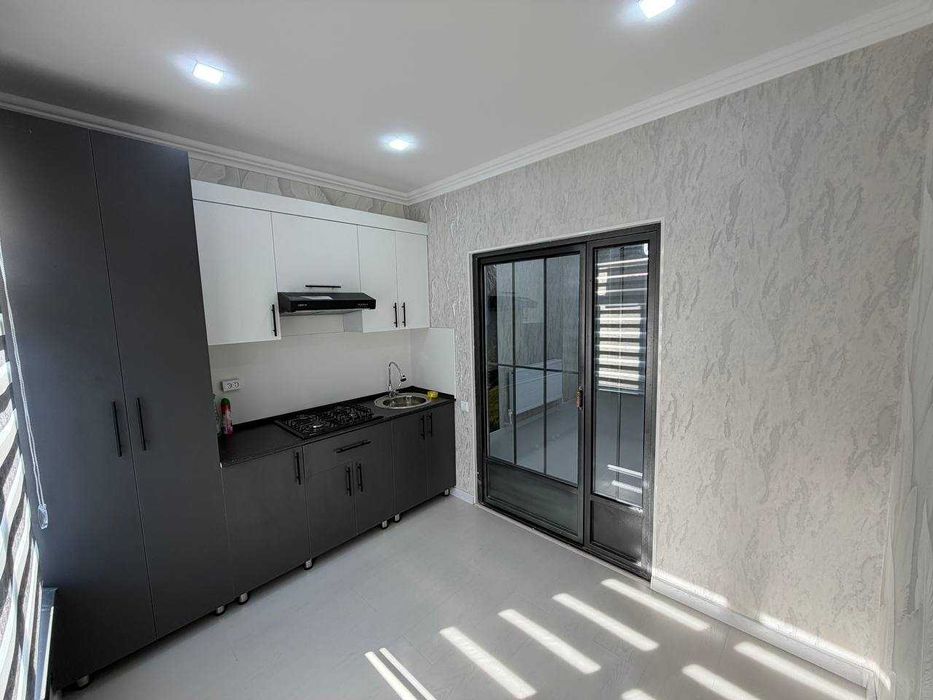 Продаётся 1х передел в 2х комн квартира на 2 этаже Ор-р Динамо 7 гузал