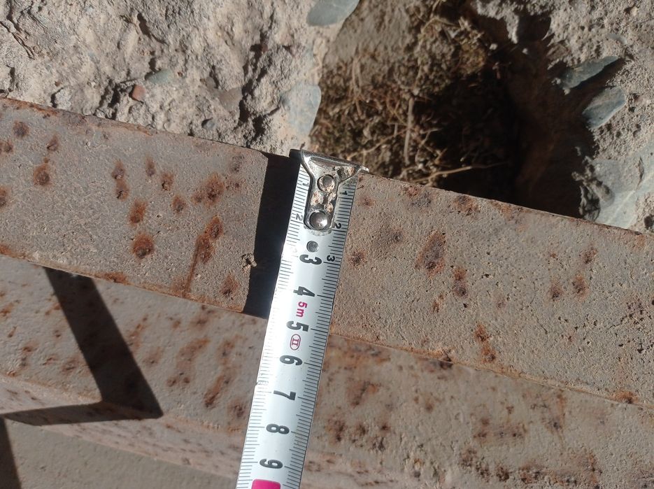 Продаётся уголок ( СССР)