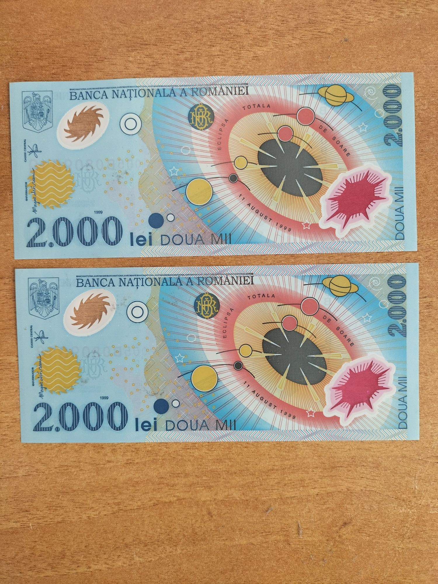 Bancnote 2000 lei Eclipsa 1999, noi.