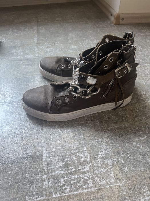 Vand adidasi vintage piele marimea 39