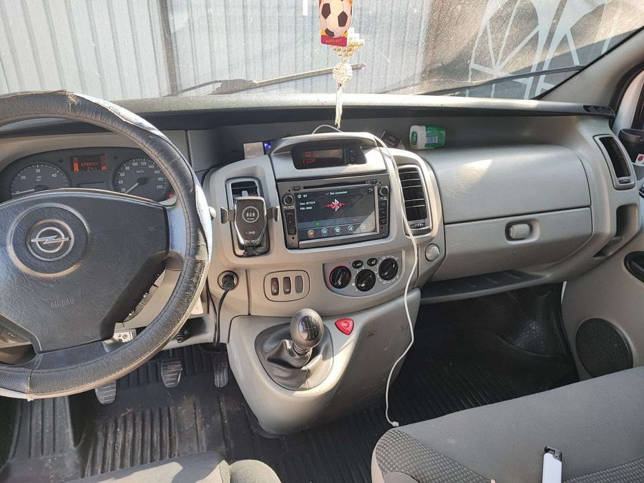 Vând/Schimb Opel Vivaro