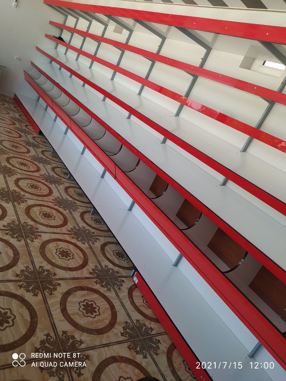 Magazin polkalari