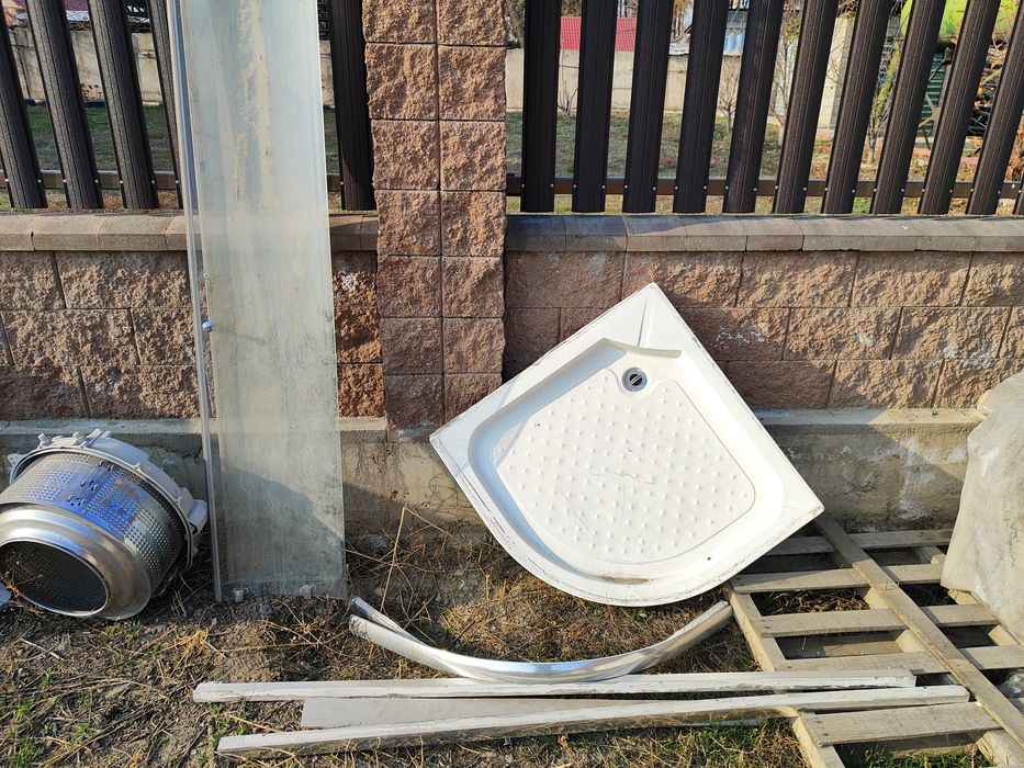 Детали от душа, душевая кабина